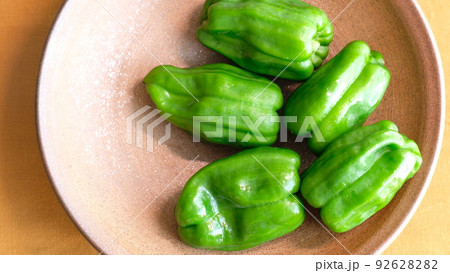 ピーマンをおいしく食べよう。国産野菜を食べよう。 92628282