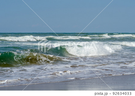 海と波 美しい海と波のイメージ 海と波 美しい海と波のイメージ 92634033
