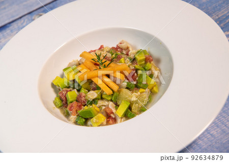 Recipe for ceviche of sea bream with avocado, chilli and lime Recipe for ceviche of sea bream with avocado, chilli and lime 92634879
