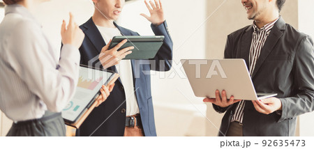 ビジネスパーソン 92635473