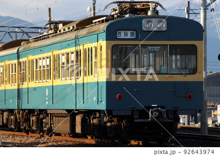 三岐鉄道三岐線101系（リバイバルカラー） 92643974