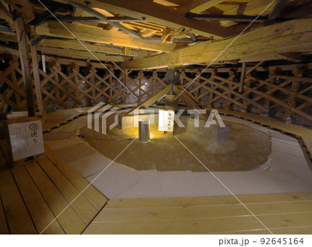 八千代座の廻り舞台 92645164