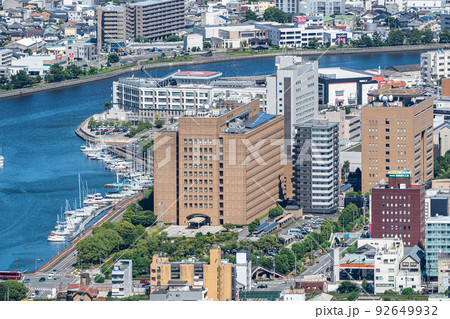 【徳島】眉山山頂付近から撮影した徳島県庁 92649932