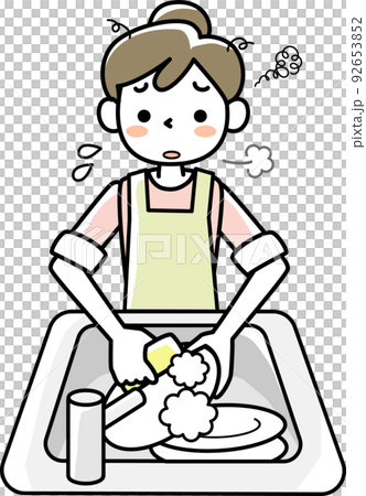 疲れた表情で食器を洗う若い女性 92653852