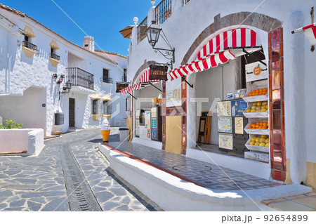 【志摩地中海村の街並み】 三重県志摩市浜島町迫子 92654899