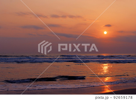 ミーケビーチの朝 92659178
