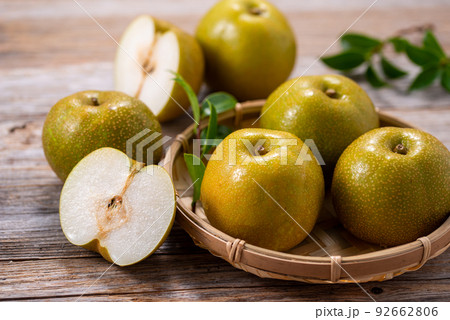 秋の味覚「梨」幸水梨 92662806