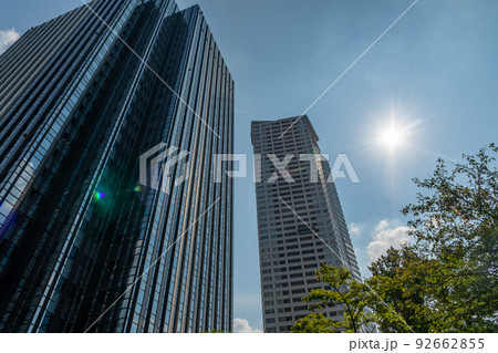 大阪地検アオリショット横　大阪地方検察庁舎　出入橋　福島　建物　見上げ　 92662855