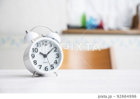 目覚まし時計 目覚まし時計 92664996