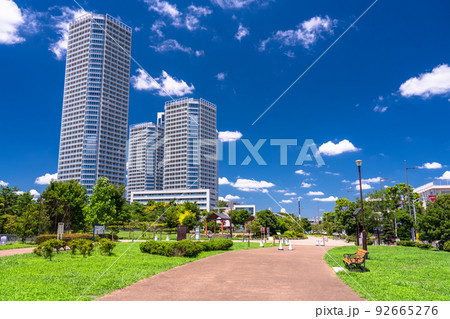《東京都》二子玉川の街並み・タワーマンションの風景 92665276