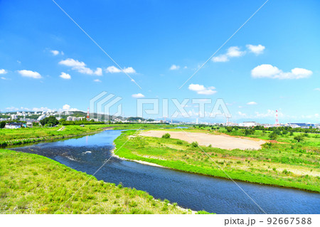 稲城大橋/多摩川より上流/是政橋方面を望む(東京都稲城市)【2022.7】 稲城大橋/多摩川より上流/是政橋方面を望む(東京都稲城市)【2022.7】 92667588