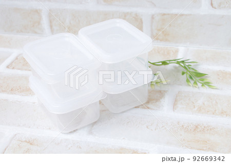 容器、プラスチック製品、入れ物、プラスチック容器、透明、収納、タッパ、保存容器、プラスチック 92669342