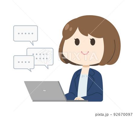 デスクワークをする女性会社員 デスクワークをする女性会社員 92670097