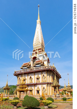 Pagoda in wat chalong or chalong temple, a popular temple in Phuket, Southern of Thailand 92674688