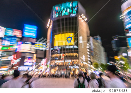 日本の東京都市景観 23万超全国で2日連続過去最多。悪夢BA.5…日本世界最多感染＝7月28日、渋谷 92678483