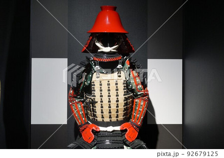 鎧兜 武者人形 素材 背景 鎧兜 武者人形 素材 背景 92679125