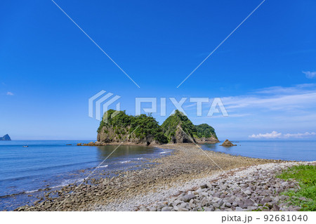 静岡県西伊豆町　トンボロ現象　三四郎島 92681040