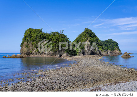 静岡県西伊豆町　トンボロ現象　三四郎島 92681042