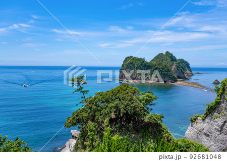 静岡県西伊豆町　トンボロ現象　三四郎島 92681048