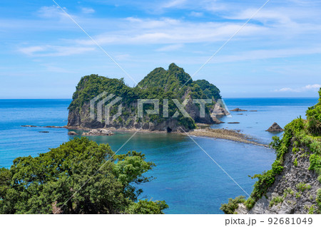 静岡県西伊豆町　トンボロ現象　三四郎島 92681049