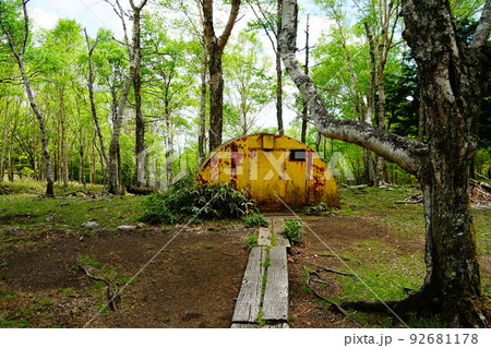 前袈裟丸山　避難小屋 92681178
