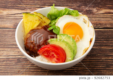 ロコモコ 92682753