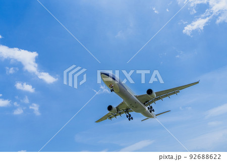 《飛行機》エアバス Airbus A330-300 A330-302 92688622