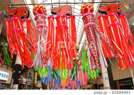 一宮七夕祭りの飾りつけ 一宮七夕祭りの飾りつけ 92689993