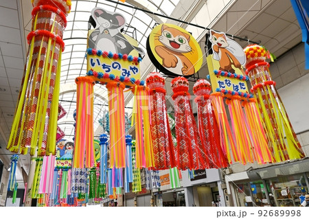 一宮七夕祭りの飾りつけ 92689998