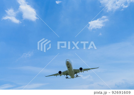 《飛行機》エアバス Airbus A350-900 (Airbus A350) 《飛行機》エアバス Airbus A350-900 (Airbus A350) 92691609
