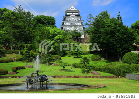 【広島県】復興後の福山城天守閣 92691983