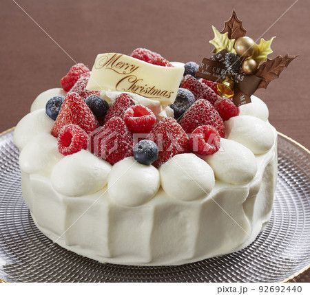 ミックスベリーのクリスマスケーキ 92692440
