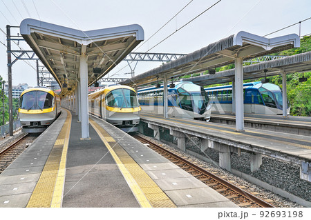【賢島駅より近鉄特急 しまかぜ / 伊勢志摩ライナー】 三重県志摩市阿児町神明 【賢島駅より近鉄特急 しまかぜ / 伊勢志摩ライナー】 三重県志摩市阿児町神明 92693198