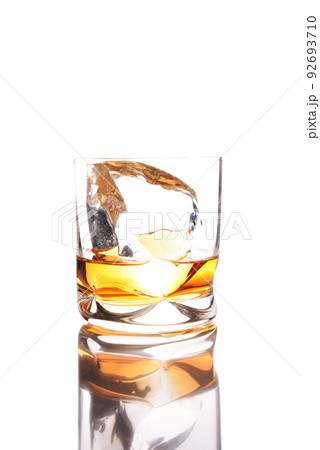 ウイスキーグラス 92693710