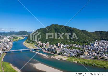 長良川から望む岐阜城3 92697578