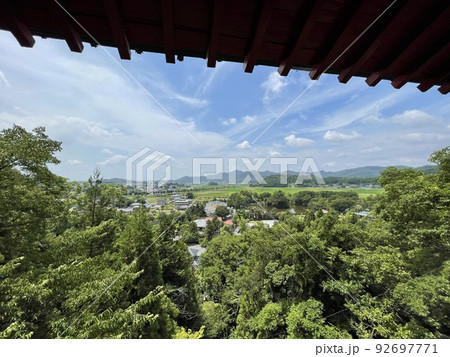 出流原弁天池の隣にある磯山弁財天 お堂からの眺め 出流原弁天池の隣にある磯山弁財天 お堂からの眺め 92697771