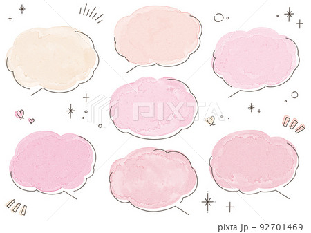 水彩のふわふわ吹き出し　赤色Ver 92701469