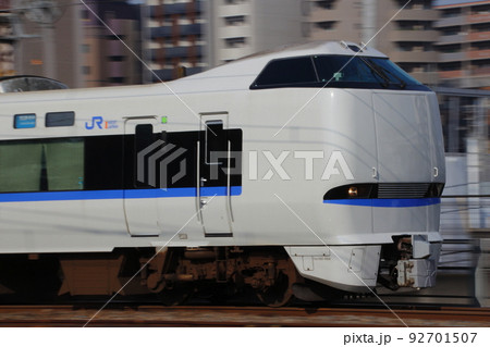 特急サンダーバード号(683系新塗装:大阪⇔金沢-和倉温泉) 特急サンダーバード号(683系新塗装:大阪⇔金沢-和倉温泉) 92701507