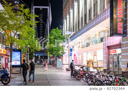 《神奈川県》横浜イセザキモール・夜の歓楽街 《神奈川県》横浜イセザキモール・夜の歓楽街 92702364