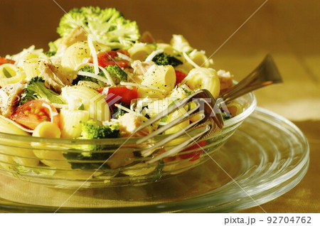 pasta with vegetables 92704762