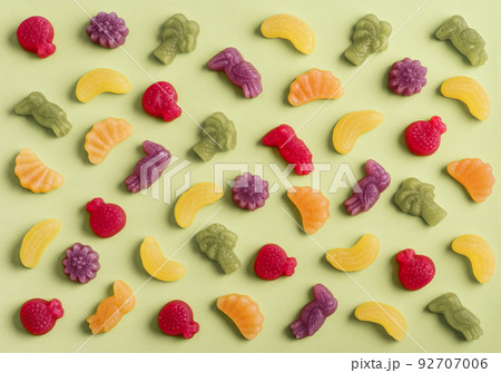 Jelly candies in shape of fruits, trees and birds as pattern 92707006