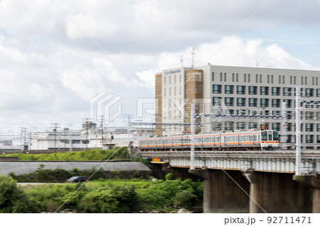 【東海道本線】庄内川を渡る回送列車 92711471