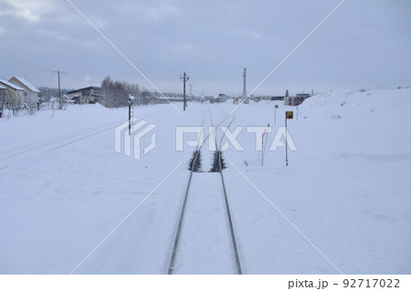 2021年12月、北海道の旭川駅から稚内駅までの宗谷本線の風景 2021年12月、北海道の旭川駅から稚内駅までの宗谷本線の風景 92717022