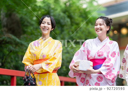 温泉旅行 浴衣 女子旅 温泉旅行 浴衣 女子旅 92720593