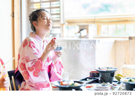 温泉旅行 食事 女子旅 温泉旅行 食事 女子旅 92720873