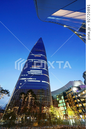 高層ビル 都市 都会 92720891