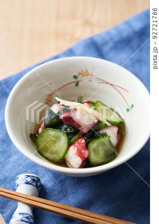 タコと胡瓜の酢の物 タコと胡瓜の酢の物 92721786
