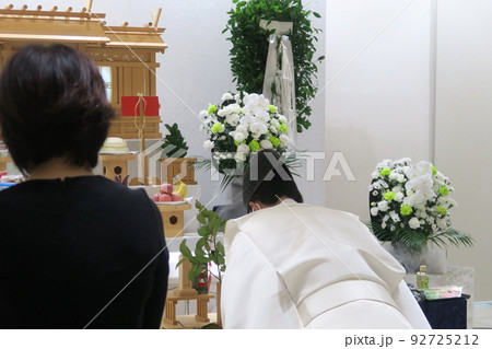 神職さん 92725212