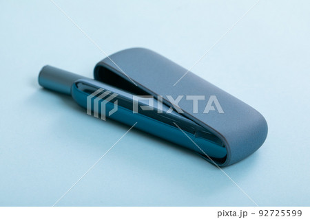 電子タバコ　cigarette 92725599