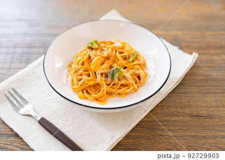 海老のトマトクリームパスタ 海老のトマトクリームパスタ 92729903